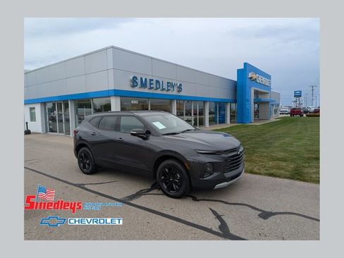 Used 2021 Chevrolet Blazer LT FWD image 1