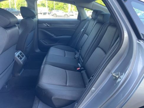 Used 2018 Honda Accord EX image 20