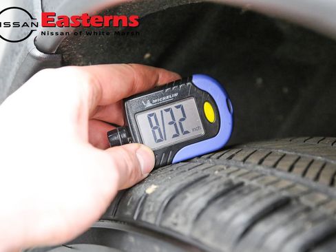 Used 2025 Nissan Kicks SV image 27