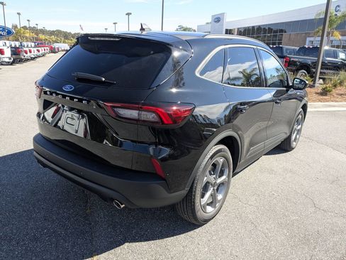 New 2026 Ford Escape ST-Line w/ Tech Pack #1 image 5