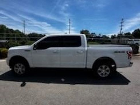 Used 2020 Ford F150 XLT w/ Equipment Group 302A Luxury AWD/4WD image 8