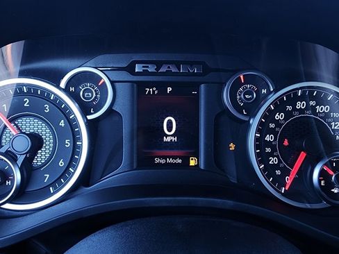 New 2026 RAM 1500 Big Horn w/ Night Edition image 10