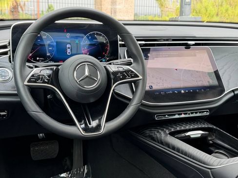 Used 2026 Mercedes-Benz E 350 Sedan image 29