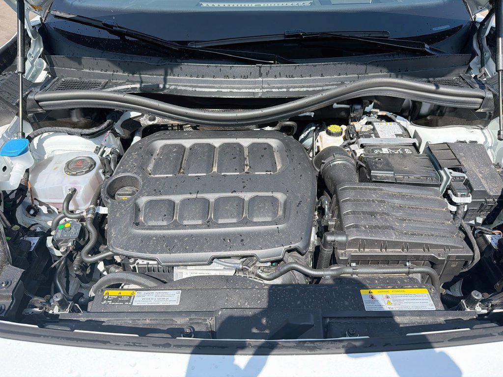 Used 2026 Volkswagen Tiguan SEL R-Line AWD/4WD image 35