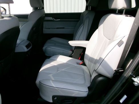 Used 2025 Hyundai Palisade SEL FWD image 10