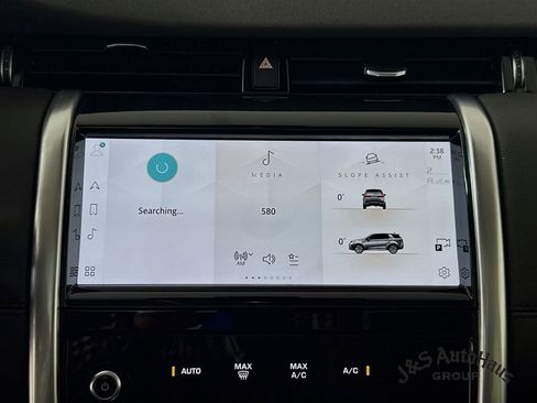 Used 2023 Land Rover Discovery Sport S image 17