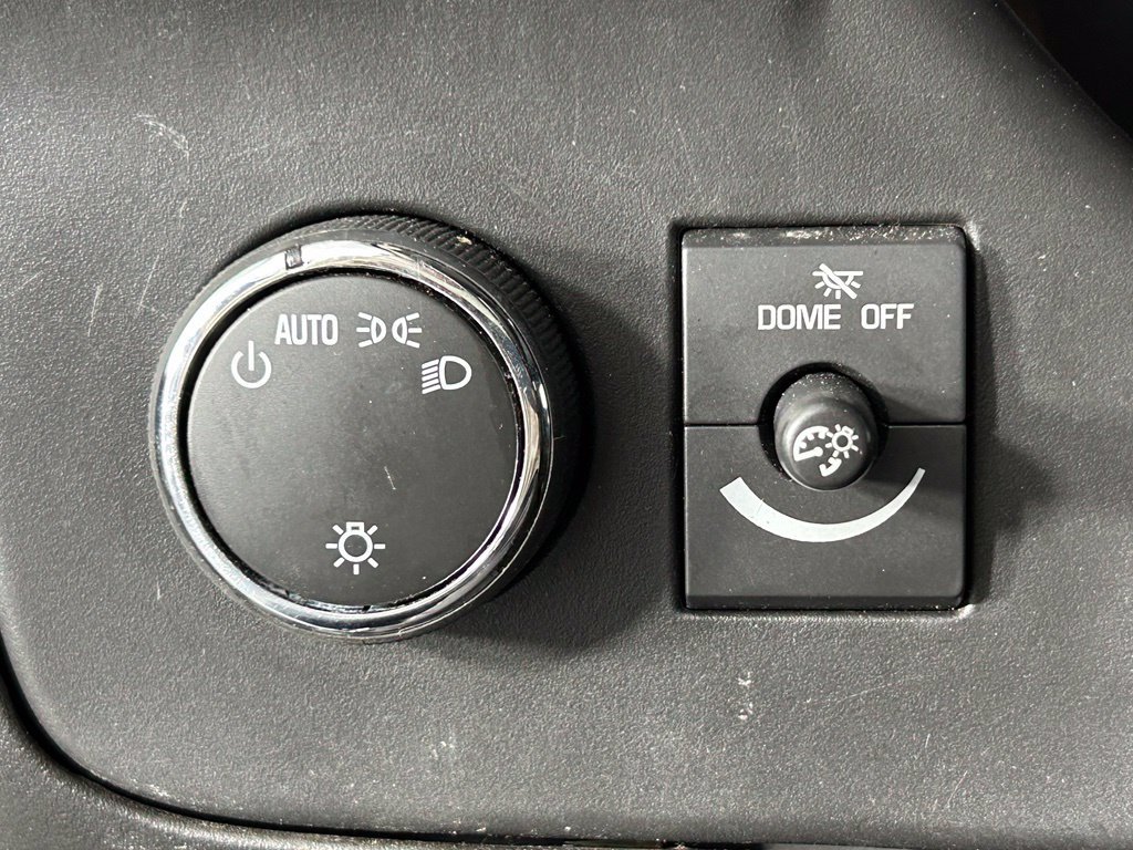 Used 2025 Chevrolet Express 2500 w/ Driver Convenience Package RWD image 24