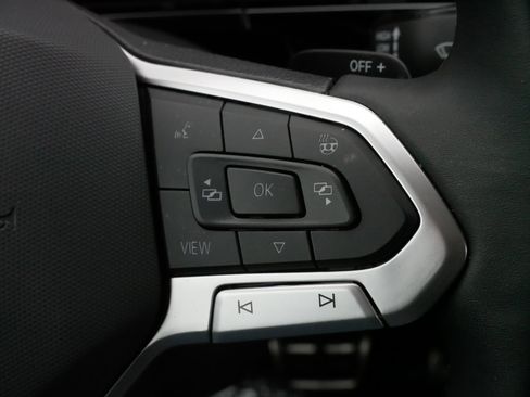 Certified 2024 Volkswagen Atlas Peak Edition SEL image 25