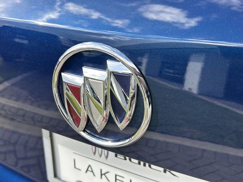 Certified 2022 Buick Envision Essence w/ Technology Package I image 10