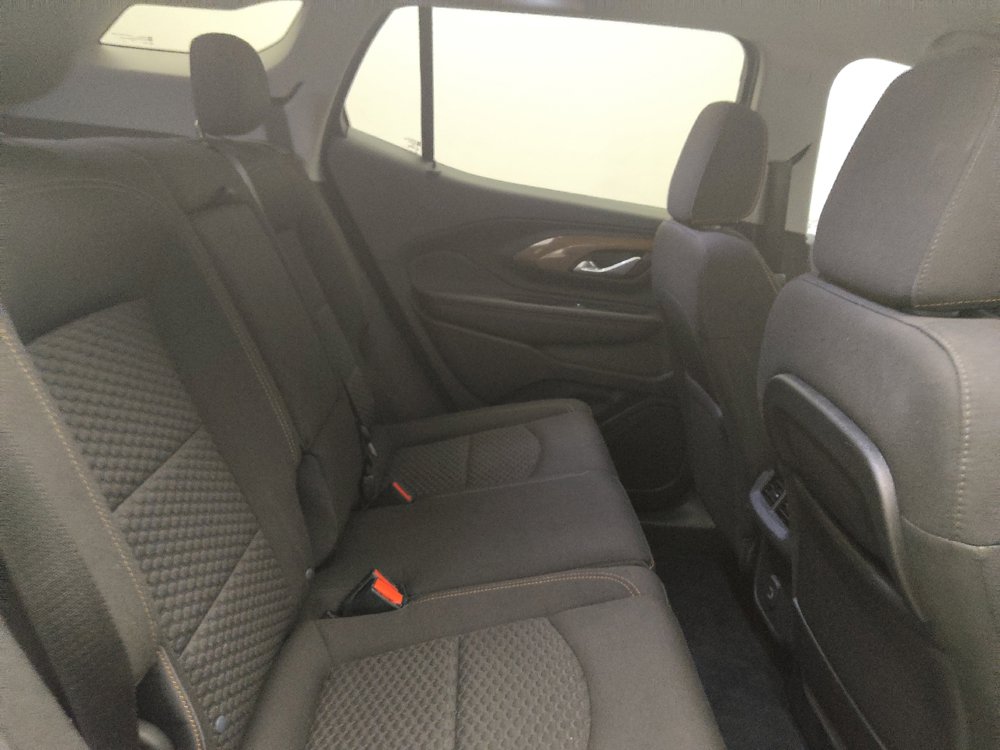 Used 2020 GMC Terrain SLE w/ Driver Convenience Package FWD image 19