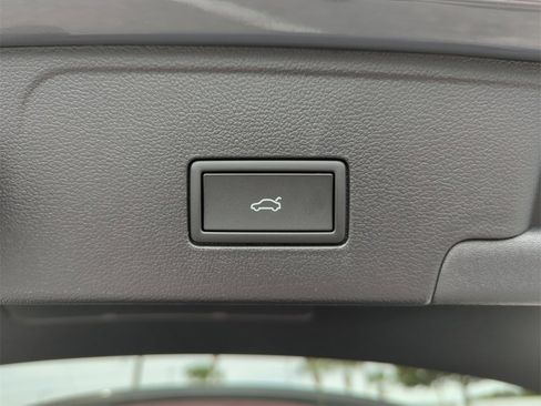 New 2026 Volkswagen Atlas Cross Sport SEL R-Line image 17