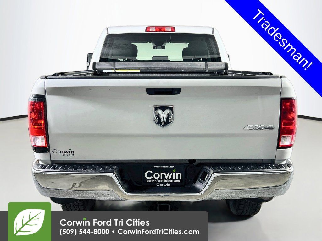 Used 2017 RAM 2500 Tradesman w/ Chrome Appearance Group AWD/4WD image 13