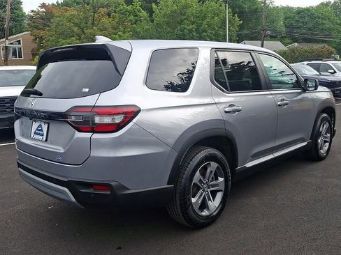 Certified 2023 Honda Pilot EX-L image 6