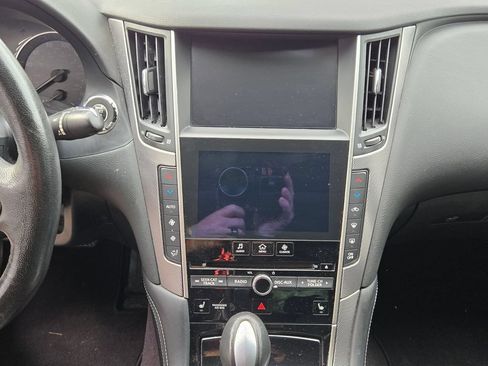 Used 2015 INFINITI Q50 Premium w/ Navigation Package AWD/4WD image 15