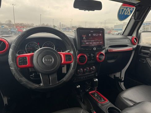 Used 2017 Jeep Wrangler Unlimited Sport w/ Quick Order Package 24S image 10