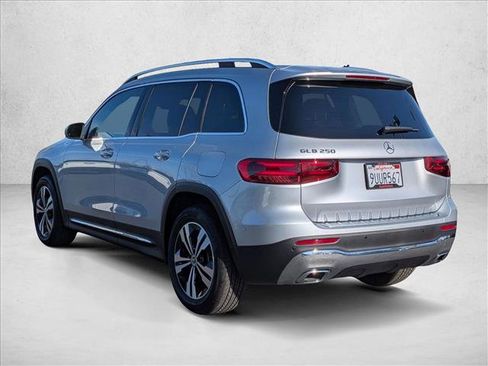 Certified 2025 Mercedes-Benz GLB 250 GLB 250 image 8