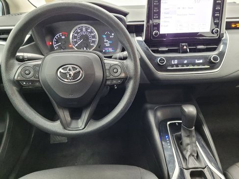 Used 2020 Toyota Corolla LE FWD image 22