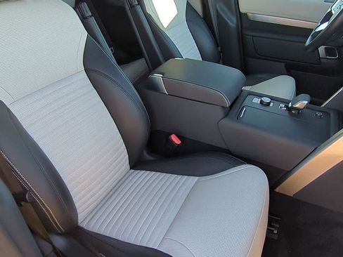 Used 2023 Land Rover Discovery S R-Dynamic image 22