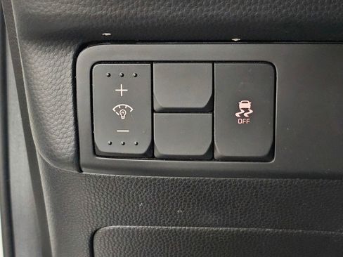 Used 2018 Kia Soul w/ Convenience Package FWD image 24