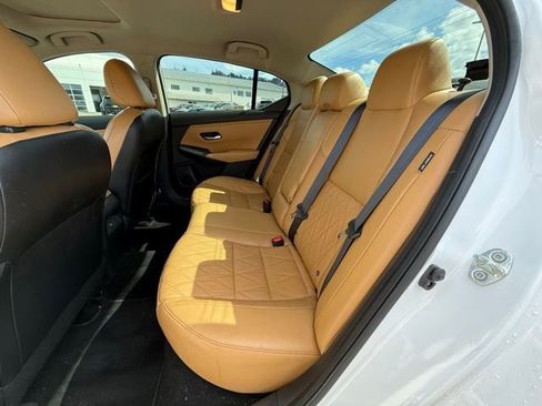 Used 2021 Nissan Sentra SV w/ SV Premium Package image 13