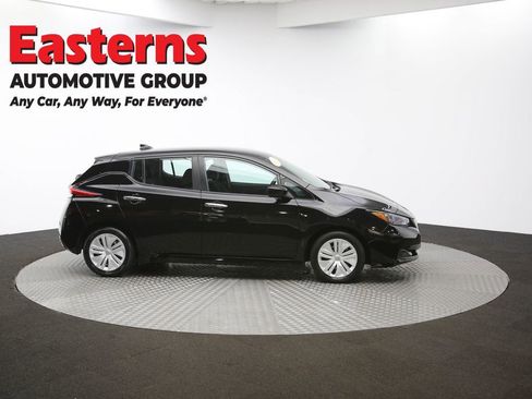 Used 2024 Nissan Leaf S image 43