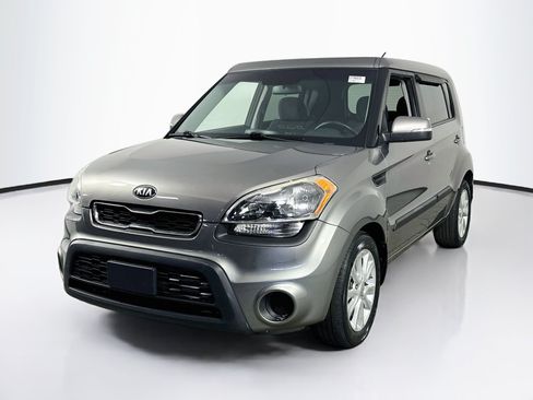 Used 2013 Kia Soul + w/ Eco Pkg FWD image 1
