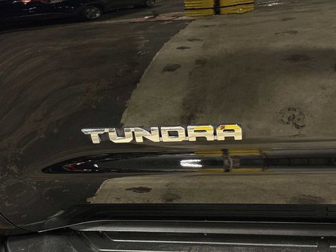 Certified 2021 Toyota Tundra Limited w/ Limited Premium Package AWD/4WD image 26