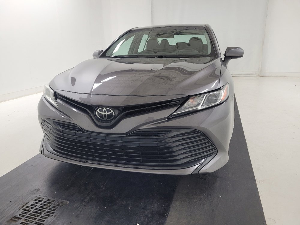 Used 2020 Toyota Camry LE FWD image 15
