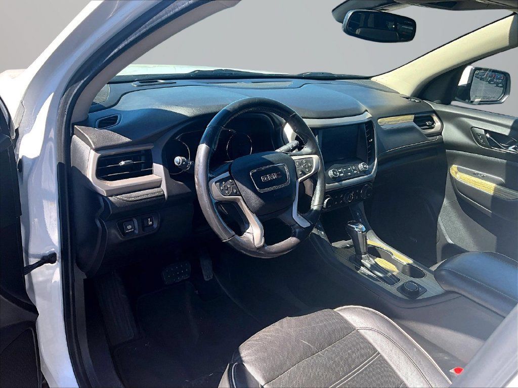 Used 2019 GMC Acadia Denali AWD/4WD image 14