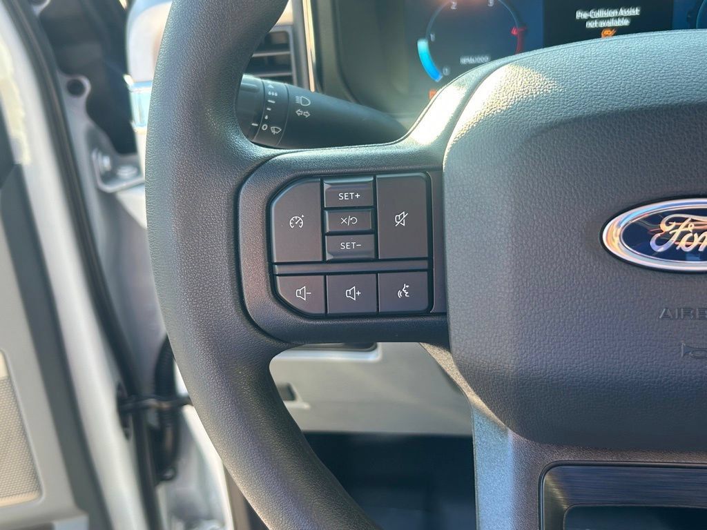 New 2026 Ford F250 XLT w/ XLT Premium Package AWD/4WD image 47