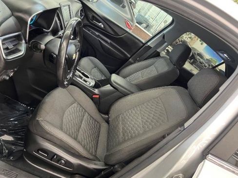 Used 2021 Chevrolet Equinox LT w/ Driver Convenience Package AWD/4WD image 28