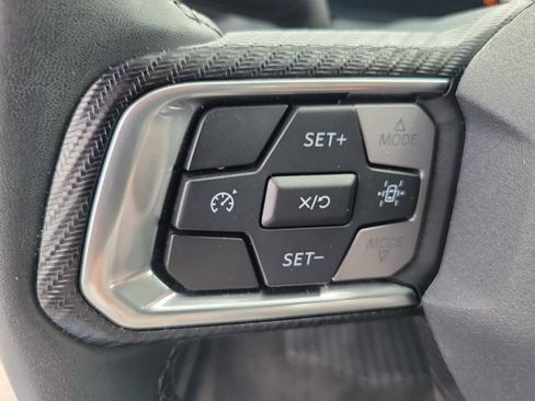 Used 2025 Ford Mustang Convertible RWD image 23