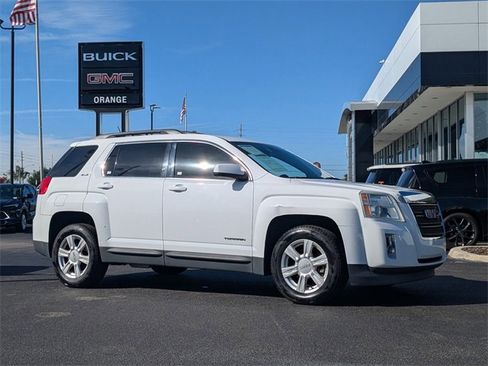 Used 2014 GMC Terrain SLE image 2