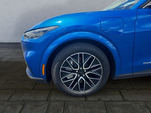 Used 2025 Ford Mustang Mach-E Premium AWD/4WD image 26