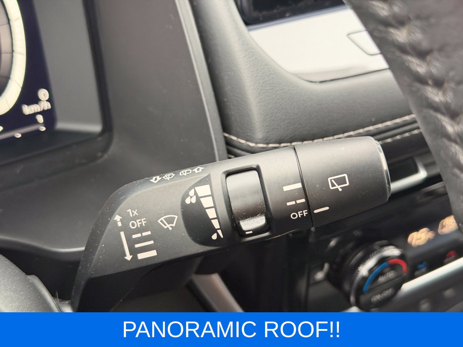 Used 2024 Nissan Rogue SL w/ SL Premium Package AWD/4WD image 17