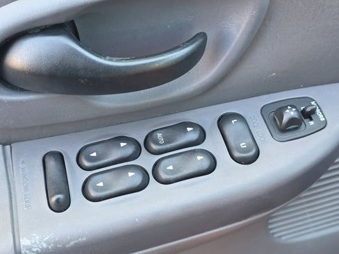 Used 2002 Ford F150 Lariat image 24