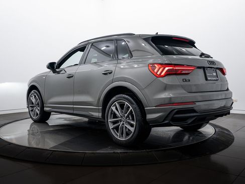Certified 2025 Audi Q3 2.0T Premium w/ Convenience Package image 6