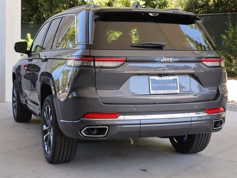 New 2023 Jeep Grand Cherokee Overland w/ Luxury Tech Group IV image 5