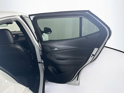 Used 2025 Buick Encore GX Preferred image 31