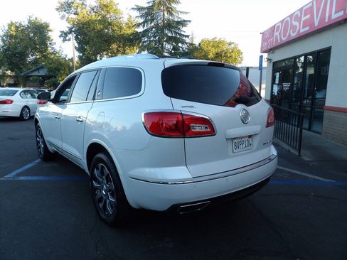 Used 2017 Buick Enclave Leather w/ Enclave Sport Touring Edition FWD image 4