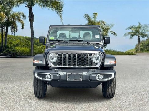New 2026 Jeep Gladiator Sport image 3