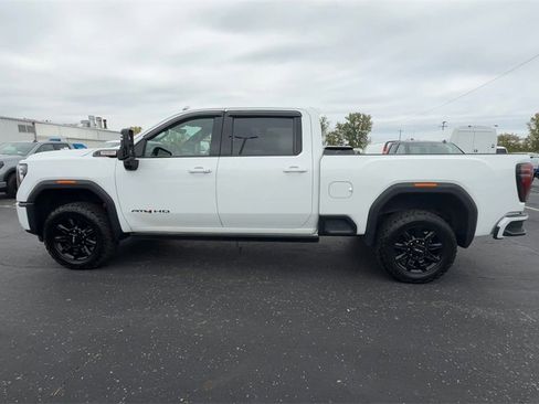 Used 2024 GMC Sierra 2500 AT4 w/ AT4 Premium Plus Package image 5
