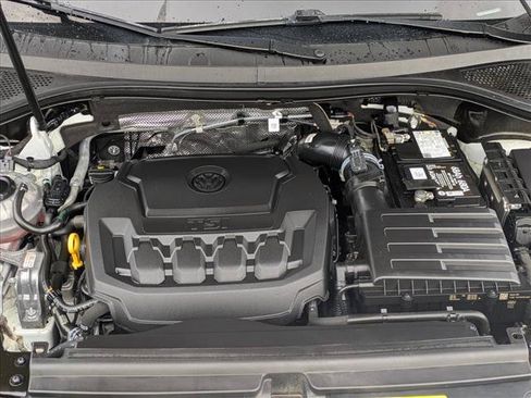 Used 2023 Volkswagen Tiguan SE R-Line FWD image 21