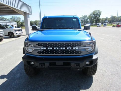 New 2025 Ford Bronco Badlands image 8