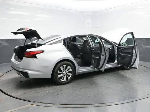 Used 2021 Nissan Altima 2.5 S image 37