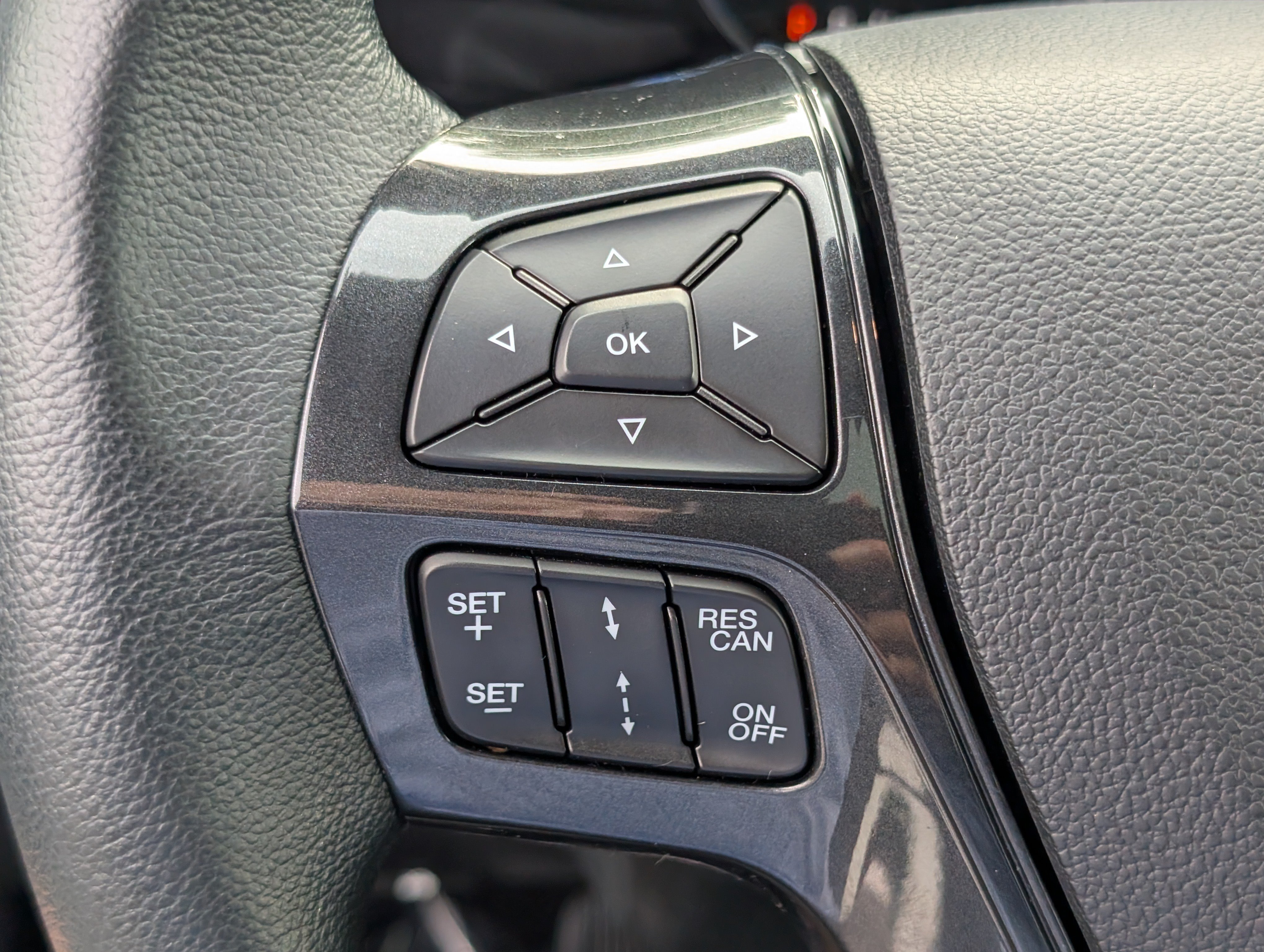 Used 2019 Ford Explorer Sport w/ Equipment Group 401A AWD/4WD image 25