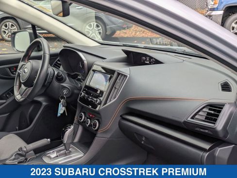 Certified 2023 Subaru Crosstrek 2.0i Premium image 33