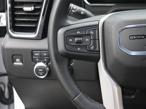 Used 2025 GMC Sierra 2500 Denali w/ Technology Package image 30