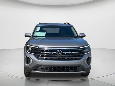 New 2026 Volkswagen Atlas SE FWD image 3