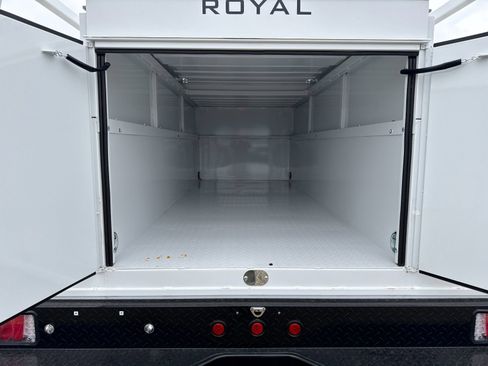 New 2025 Ford F350 XL w/ XL Chrome Package image 24